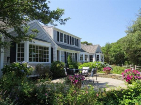 Luxury Waterfront with Game Room
